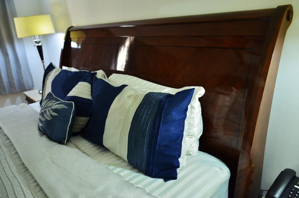 Wyndham Garden Los Mochis Plaza Inn ภายนอก รูปภาพ