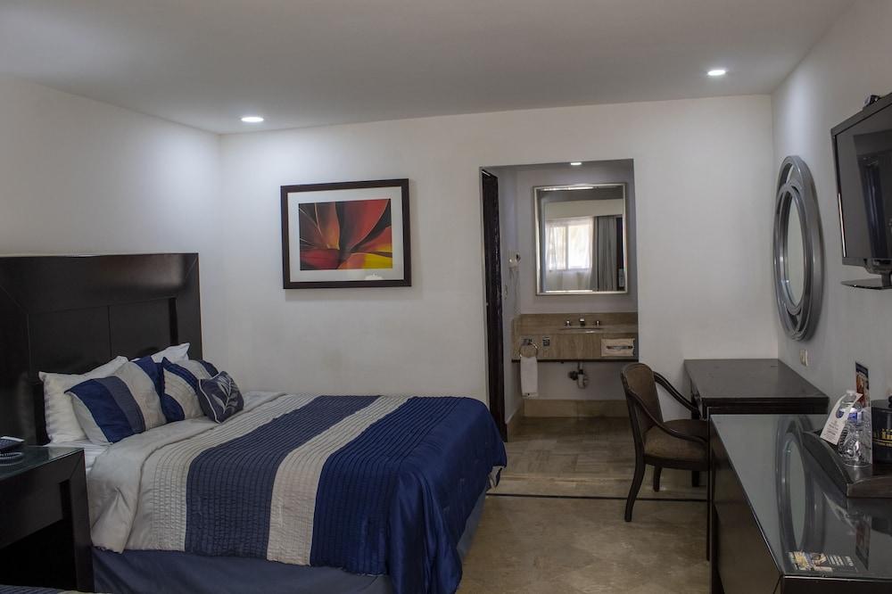 Wyndham Garden Los Mochis Plaza Inn ภายนอก รูปภาพ